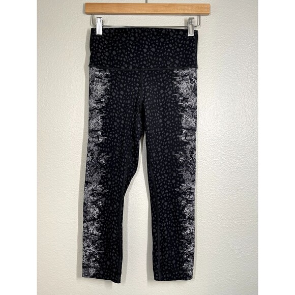 Lululemon Sz 6 Wunder Under Hi-Rise Tight Overlace HR Ice Grey Black Cropped 21" - Picture 3 of 10
